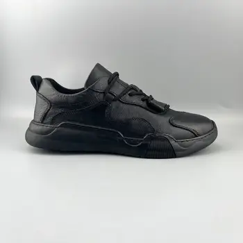 חדש במסחר באיכות גבוהה גברים נעליים מזדמנים עור פרה עור אמיתי נעלי ספורט אופנה יוקרה חברתית נעלי ספורט חיצוני מסוגנן