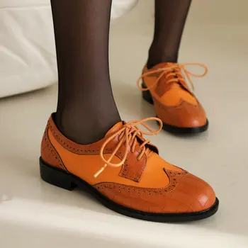מעורבות צבע בוהן עגול בסגנון בריטי מזדמנים נשים נעלי אביב שרוכים עובד דרבי דירות נקבה Brogues נעלי גודל פלוס 10 10.5