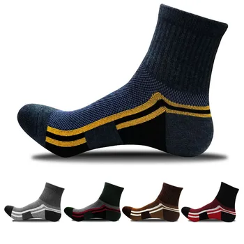 חדש כותנה לנשימה לספוג זיעה מעצב גרביים גברים הסיטוניים גרביים מזדמן מתנות עבור גברים אופנה ספורט צינור ארוך Mens גרביים
